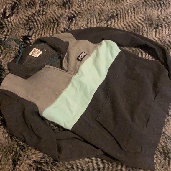 Pink Comfy sweater/Size XS - Picture 3 of 3